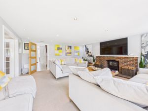 LOUNGE- click for photo gallery